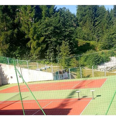 Marilleva 1400 Tra Sport E Natura Экстерьер фото